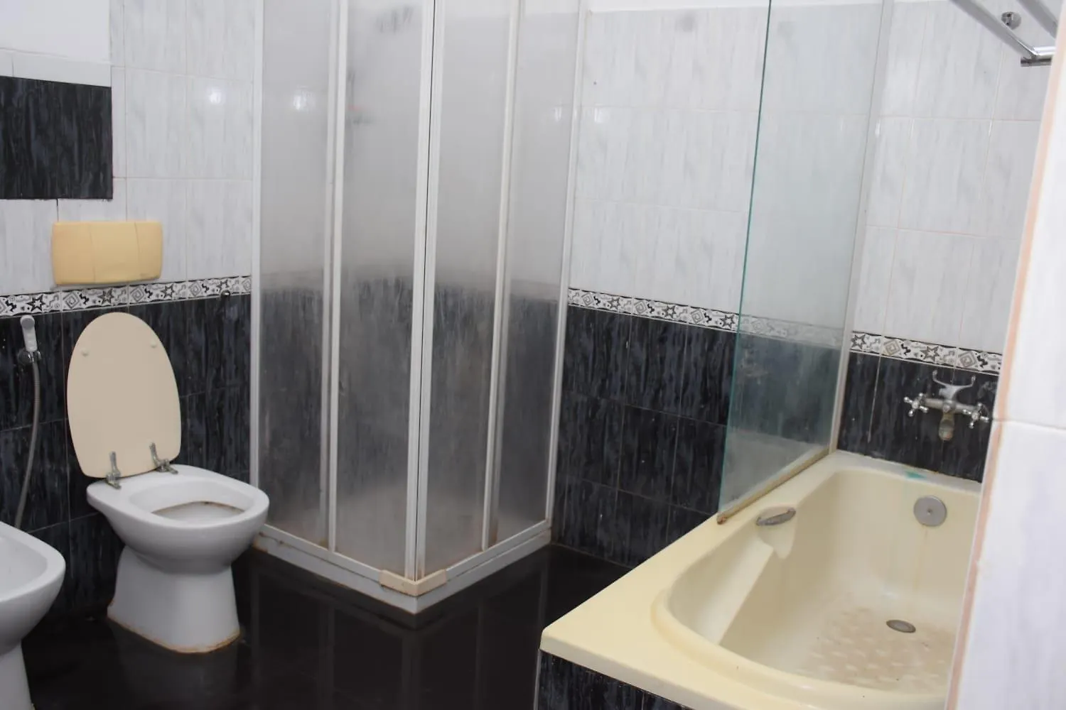 Goodlife Villa Negombo Bed & Breakfast